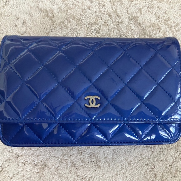 Chanel Classic Wallet on Chain Patent Dark Blue New with Tag - Picture 5 of 16